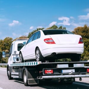 wanash aniqadh sayaarat awnash alearabii